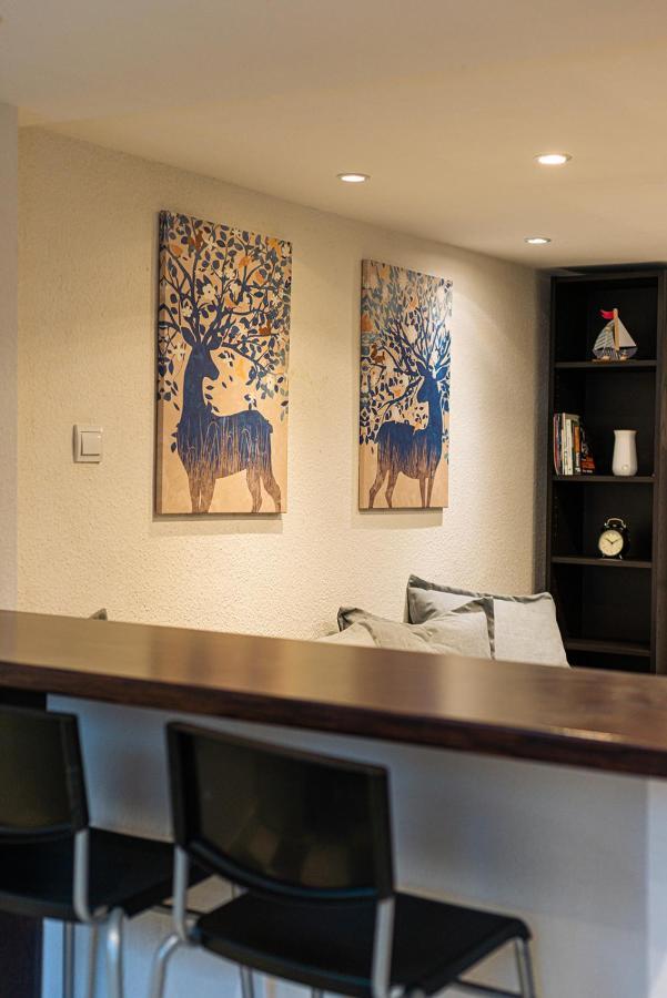 Cosy Corner - Entire Apartment Near Oktogon Budapest Bagian luar foto